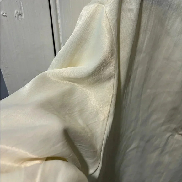 Zara  Cream Shimmery Tunic - Picture 5 of 5